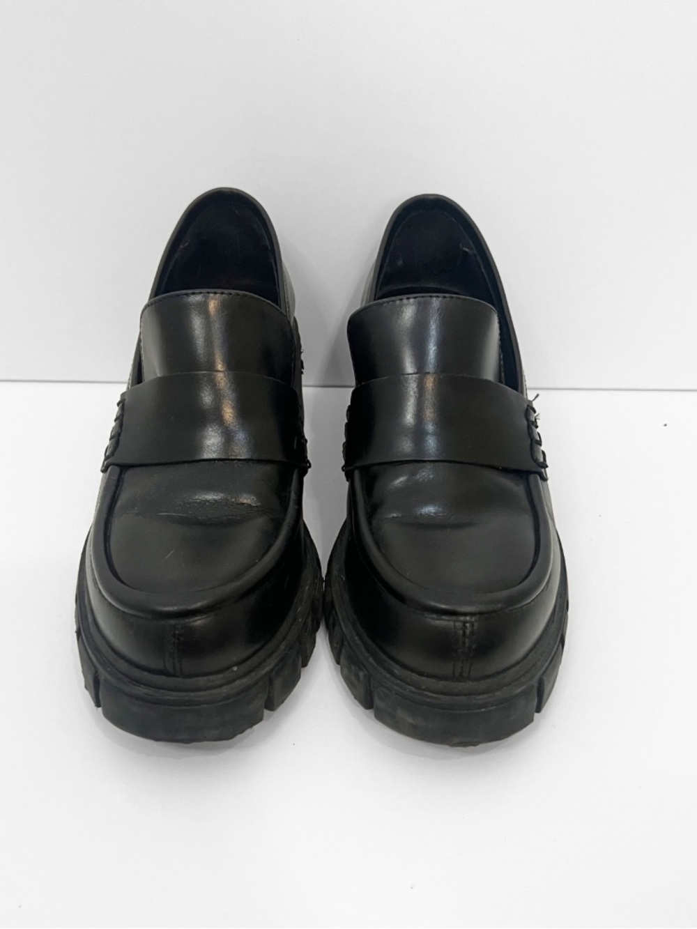 Women’s Black Chunky Loafer - Sleek Platform Slip-On - Picture 5 of 6